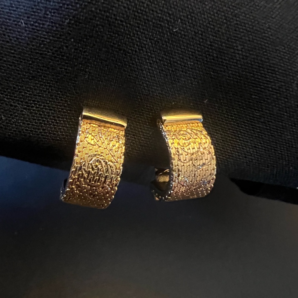 Vintage Monet Elegant Gold Textured Costume Clip Earrings